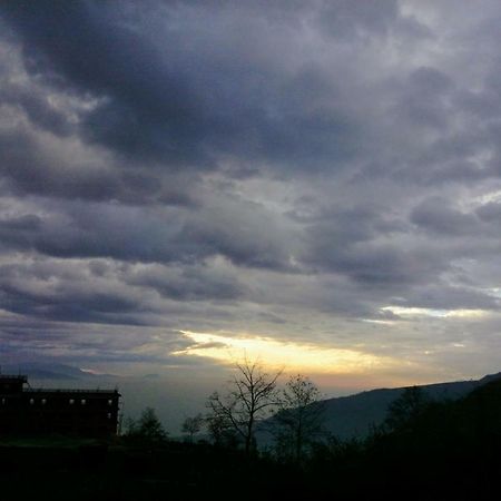 Nagarkot Sunshine Hotel Baluwapati Deupur Bagian luar foto