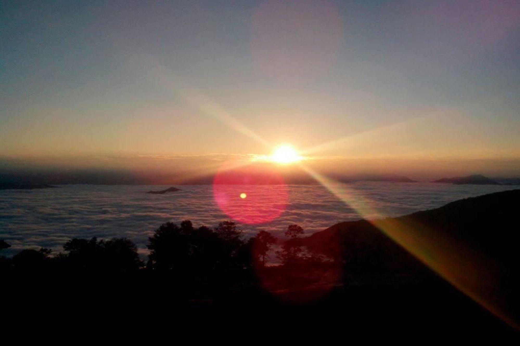 Nagarkot Sunshine Hotel Baluwapati Deupur Bagian luar foto